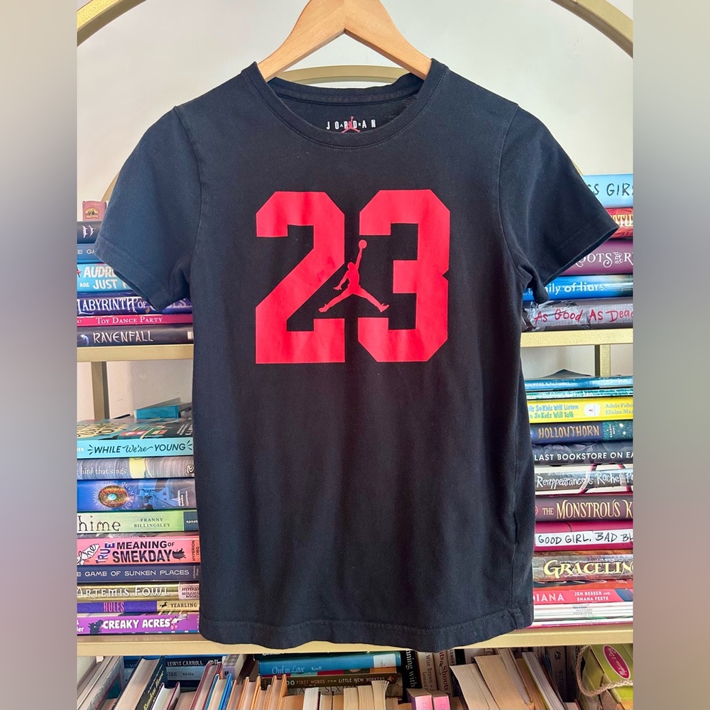 Jordan Black “23” Graphic T-Shirt 🏀❤️